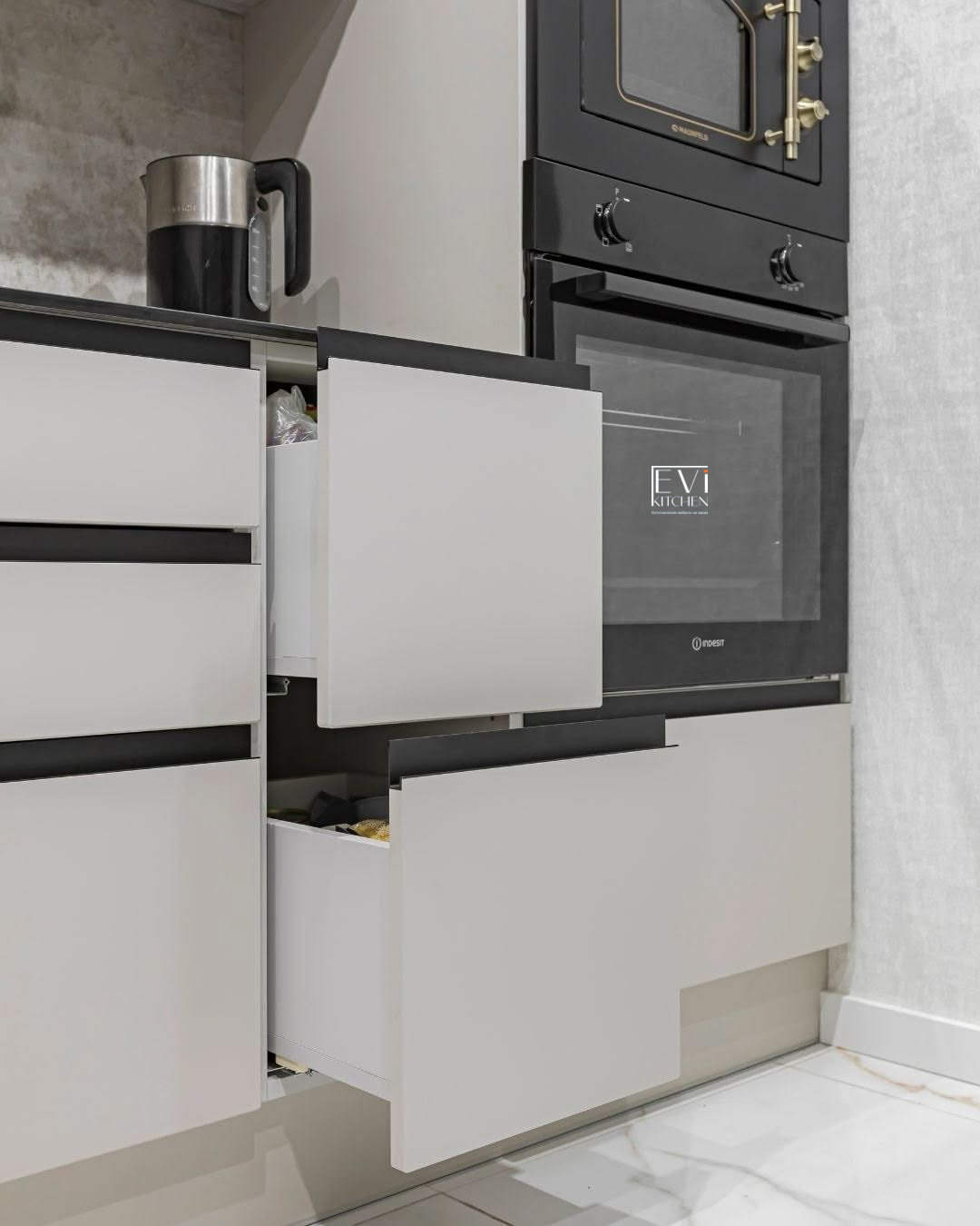 evi-246_7-1.jpg