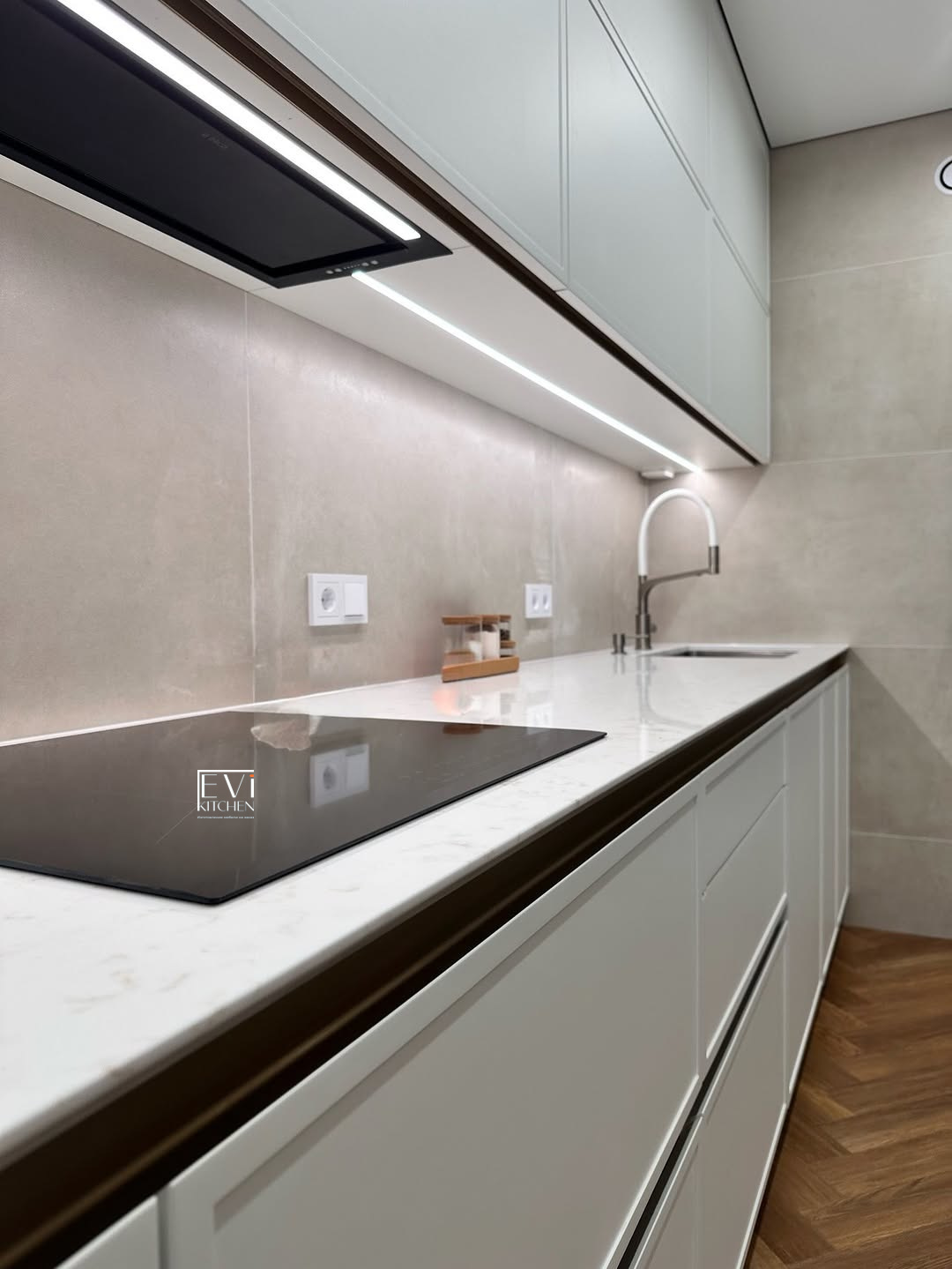 evi-311_7-1.jpg